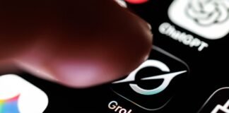 elon-musk-insists-banks-working-on-spacex-ipo-must-buy-grok-subscriptions