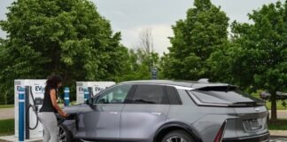 used-ev-sales-spike-alongside-gas-prices