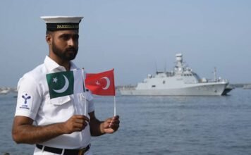 pakistan-shouldn’t-put-all-of-its-guns-in-china’s-basket