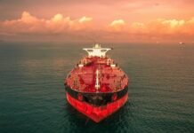 shipping’s-next-crisis-could-be-a-shortage-of-crew,-not-cargo