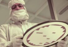 intel-is-going-all-in-on-advanced-chip-packaging