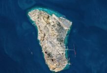 us-hits-air-defenses-on-iran’s-kharg-island