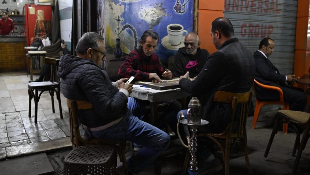 egypt-cuts-cairo’s-nights-short-as-energy-costs-soar egypt-cuts-cairo’s-nights-short-as-energy-costs-soar