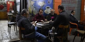 egypt-cuts-cairo’s-nights-short-as-energy-costs-soar