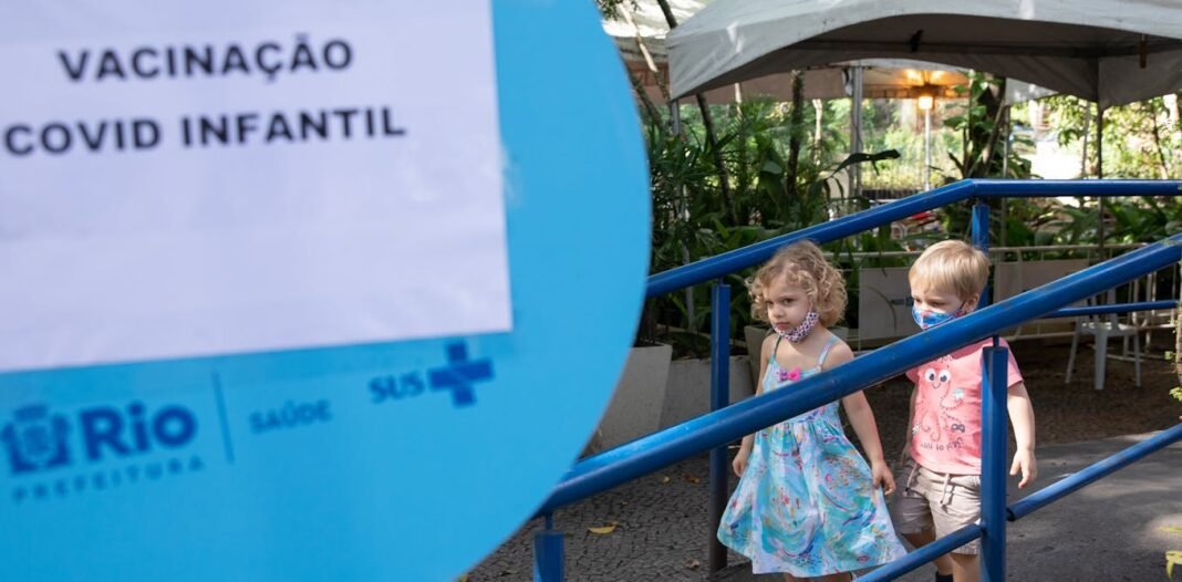 from-a-vaccine-mascot-to-business-leadership,-lessons-for-the-us-from-brazil’s-public-health-system-in-building-public-trust-and-keeping-it from-a-vaccine-mascot-to-business-leadership,-lessons-for-the-us-from-brazil’s-public-health-system-in-building-public-trust-and-keeping-it