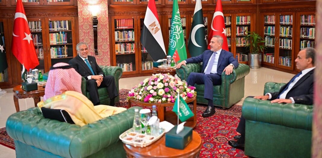 pakistan,-turkey,-egypt-and-saudi-arabia-emerge-as-a-new-regional-power-bloc-amid-iran-war