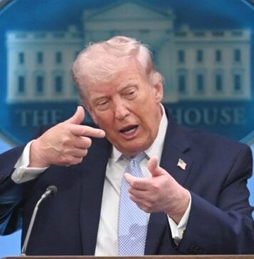 government-ordered-to-turn-over-files-on-ice-agent-who-killed-renee-good