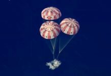 four-astronauts-are-back-home-after-a-daring-ride-around-the-moon