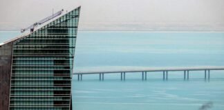 kuwait-reports-drone-strikes-as-president-trump-criticizes-iran-over-hormuz-access-despite-ceasefire