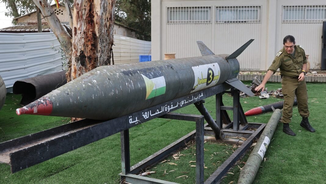 hamas-keeps-its-guns-as-diplomacy-runs-in-circles