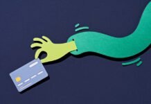 your-tech-support-company-runs-scams.-stop—or-disguise-with-more-fraud?