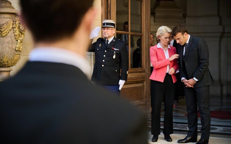 macron-to-host-call-with-eu-leaders-on-social-media-ban-for-minors macron-to-host-call-with-eu-leaders-on-social-media-ban-for-minors