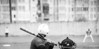 umpire-rushed-to-icu-after-freak-baseball-accident-during-game