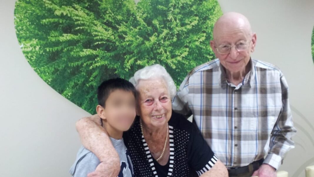 ‘from-the-depths-of-sorrow-to-the-heights-of-freedom,’-holocaust-survivor-says-as-grandson-serves-in-idf