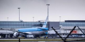 airlines-cancel-flights,-ground-planes-as-jet-fuel-shock-hits-europe