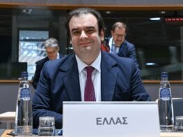 eu-needs-energy-union-to-compete-with-us-and-china,-eurogroup-chief-says