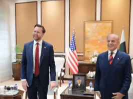 iran-hesitates-on-us-talks;-pakistan-maintains-mediation-efforts