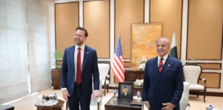 iran-hesitates-on-us-talks;-pakistan-maintains-mediation-efforts