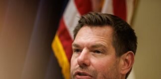 progressive-group-founded-by-bernie-sanders-endorses-billionaire-for-california-governor