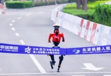 robot-runner-handily-beats-humans-in-half-marathon,-setting-new-record