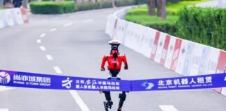 robot-runner-handily-beats-humans-in-half-marathon,-setting-new-record