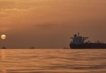 middle-east-conflict:-how-the-us-and-iran-could-step-back-from-the-brink