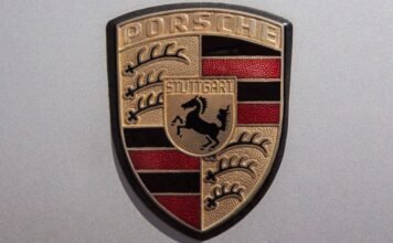 porsche,-under-pressure-to-cut-costs,-divests-from-iconic-italian-sportscar-maker-bugatti