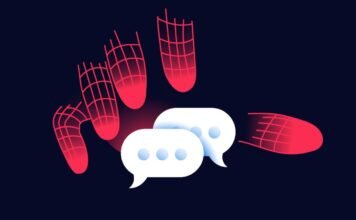 apple-stops-weirdly-storing-data-that-let-cops-spy-on-signal-chats