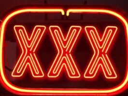 why-are-top-university-websites-serving-porn?-it-comes-down-to-shoddy-housekeeping.