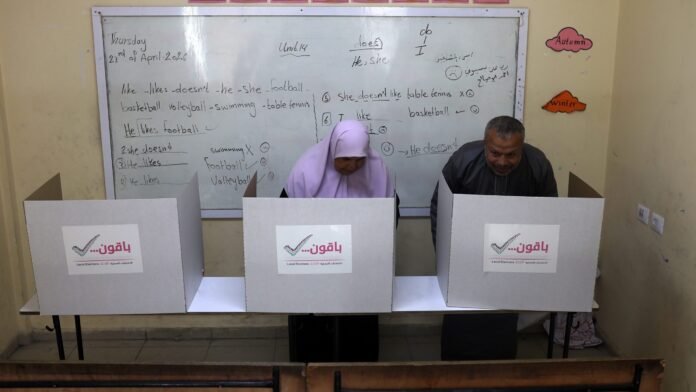 elections-reach-gaza-for-first-time-in-22-years,-with-hamas-on-the-sidelines