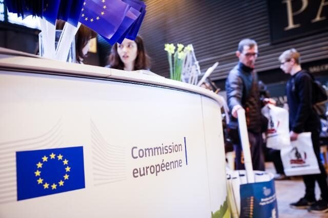 eu-commission-reshuffles-top-jobs