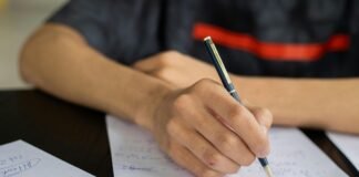 pakistan-orders-probe-into-cambridge-exam-leak-affecting-25,000-students