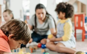 thai-police-raid-daycare-with-89-israeli-children,-arrest-iranian-and-thai-operators