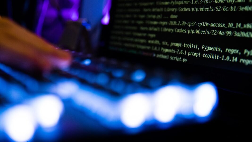 widely-used-daemon-tools-disk-app-backdoored-in-monthlong-supply-chain-attack