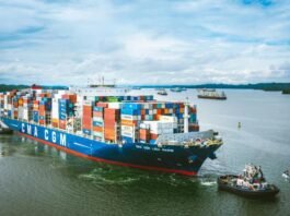 cma-cgm-container-ship-hit-in-strait-of-hormuz,-injuring-crew