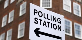 uk-voters-cast-ballots-in-elections-expected-to-deal-blow-to-starmer