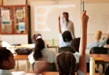 chaos-erupts-as-cyberattack-disrupts-learning-platform-canvas-amid-finals