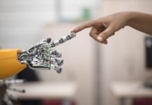 even-in-japan,-robots-are-far-from-being-full‑fledged-caregivers