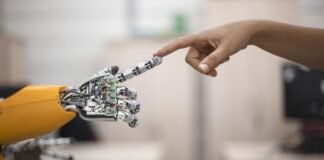 even-in-japan,-robots-are-far-from-being-full‑fledged-caregivers