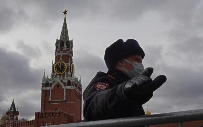 moscow-on-high-alert-saturday-as-drone-war-overshadows-victory-day-truce