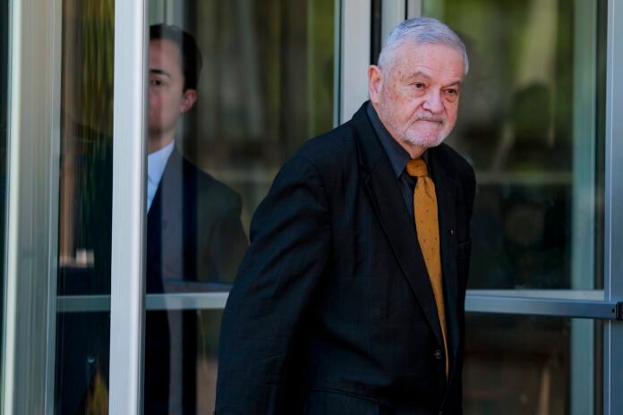 dodging-foia-could-now-mean-arrest-and-strip-search,-depending-on-who’s-asking
