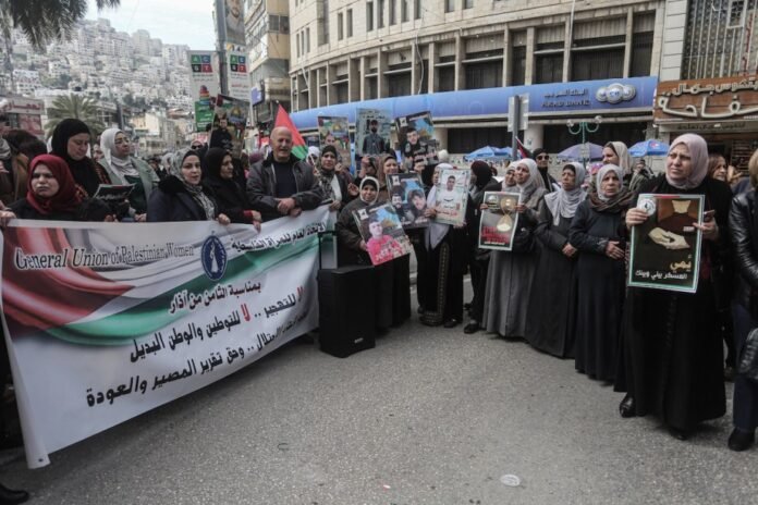 israeli-forces-raided-palestinian-women-prisoners’-section-10-times-in-2-months,-group-says