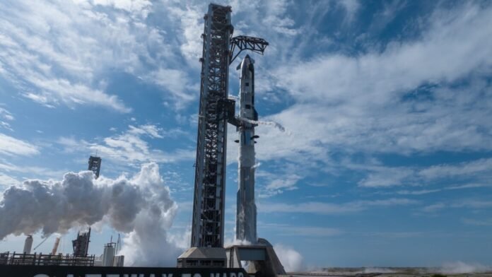 once-again,-spacex-has-set-a-new-record-for-the-tallest-rocket-ever-built