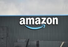 amazon-employees-are-“tokenmaxxing”-due-to-pressure-to-use-ai-tools