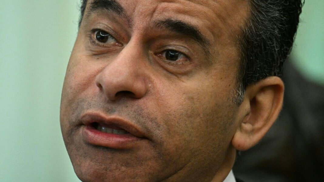 fda-chief-resigns-after-trump-admin-forced-approval-of-fruity-e-cigs