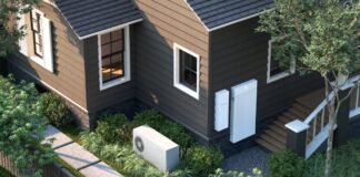 the-newest-ai-boom-pitch:-host-a-mini-data-center-at-your-home