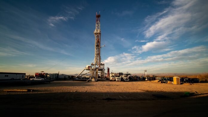 wall-street-is-betting-big-on-clean-energy-tech