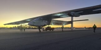 solar-drone-with-jumbo-jet-wingspan-broke-a-flight-record—then-it-crashed
