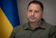 what-to-know-about-the-corruption-probe-involving-zelenskyy’s-ex-chief-of-staff