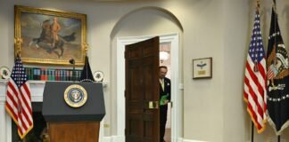 counterterrorism-czar’s-blueprint-targets-leftists,-ignores-far-right-violence-and-heaps-praise-on-trump